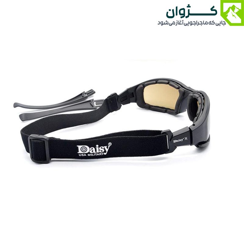 عینک Daisy X7 از زاویه بغل با بند کشی و دسته یدکی، نمای مورب روی زمینه سفید