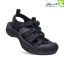 صندل KEEN Newport H2 در حالت دینامیک، شبیه به حرکت طبیعی پا هنگام پیاده‌روی
