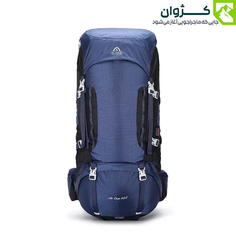 کوله‌پشتی ایوان رنگ سرمه‌ای از نمای جلو در زمینه سفید