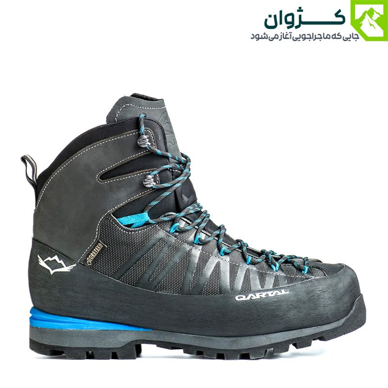 کفش آبی S2 قارتال از بغل با نمایش لوگوی برند در زمینه سفید