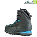 کفش آبی S2 قارتال از زاویه مورب پشت، نمایش پاشنه و ساق