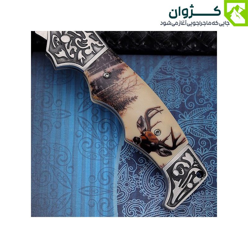 نمای نزدیک از دسته چاقوی FB0069 با بافت طرح‌دار و ترکیب فلز و ABS