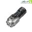 نمای نزدیک از چراغ قوه SMILING SHARK SD-1033 با جزئیات کامل در زمینه سفید