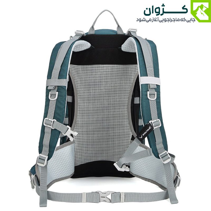 کوله‌پشتی سبز کله‌غازی اسنوهاک مدل CLIMB از نمای پشت، با پد مشبک و بندهای قابل تنظیم