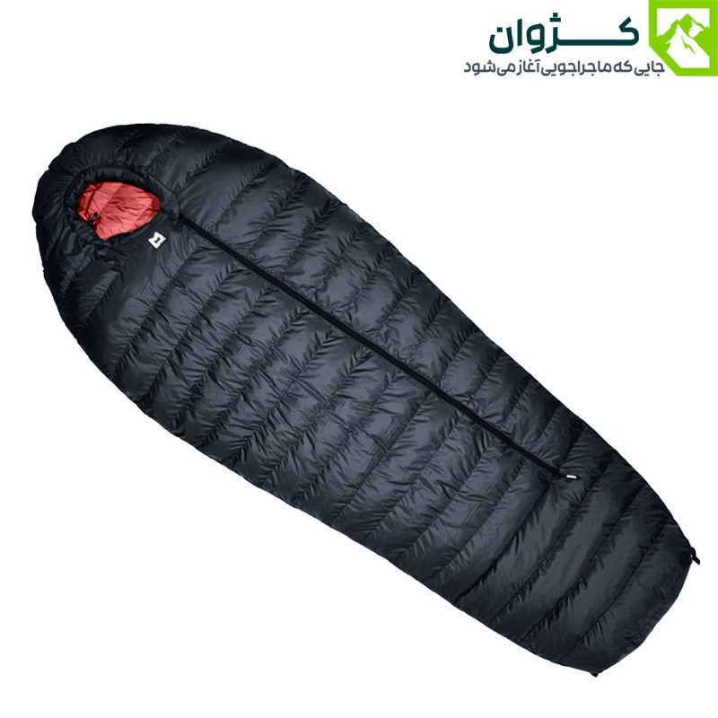 کیسه خواب SAFARI رنگ مشکی و رنگ داخلی زرشکی از نمای بالا