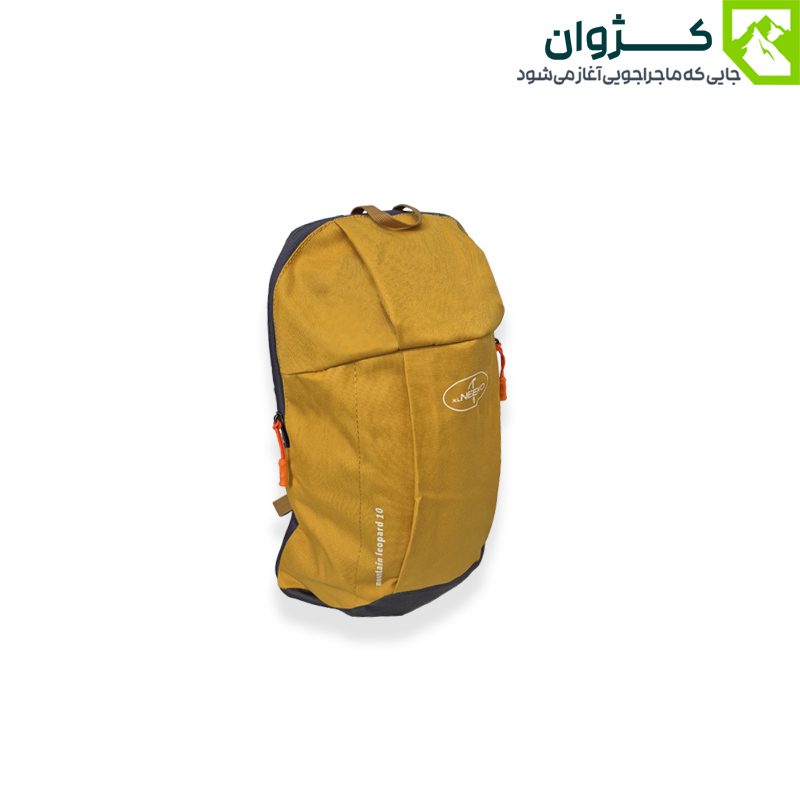 کوله حمله ۱۰ لیتری نیکو به رنگ زرد، نمای مورب در زمینه سفید