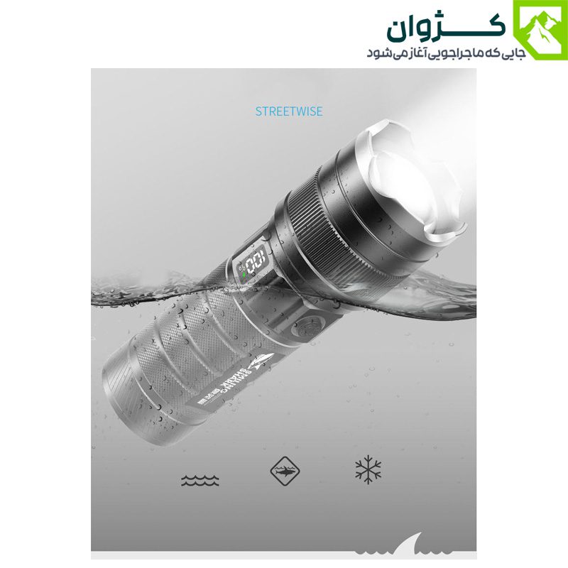 چراغ قوه SMILING SHARK SD-8101 درون آب، نمایش مقاومت IPX6