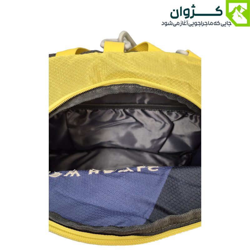 نمای بالا از کیف کمری SN-B3115، نمایش فضای داخلی و بخش اصلی با ظرفیت ۵ لیتر
