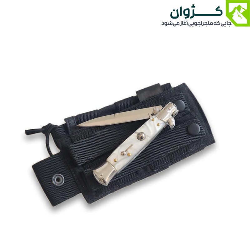 چاقوی گادفادر AKC-2 با رنگ مرمری خاص در حالت نیمه‌باز، ترکیب زیبایی و عملکرد برای ماجراجویان