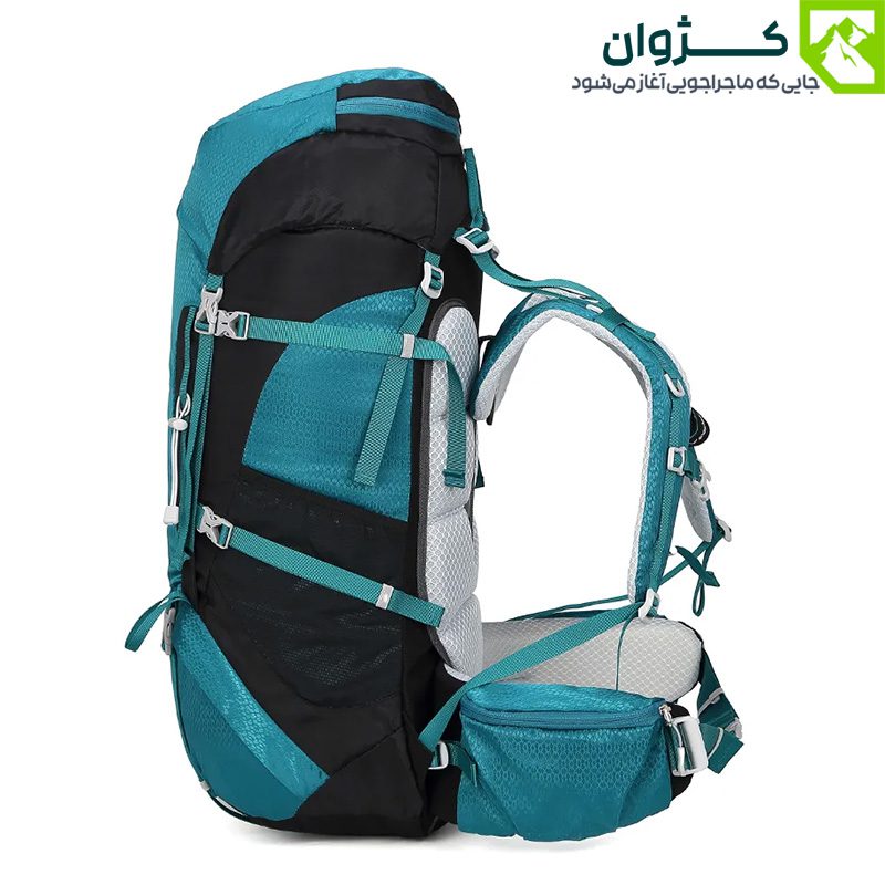 کوله‌پشتی SN-B3128 اسنوهاک سبز زیتونی – نمای بغل، دارای کاور باران و جیب‌های جانبی